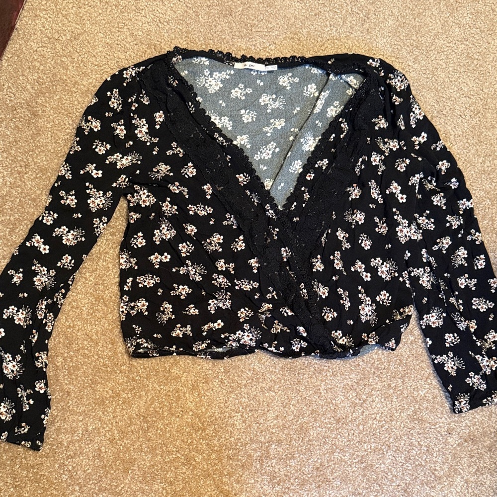 Floral Lace-Trim Black Wrap Top - Women's